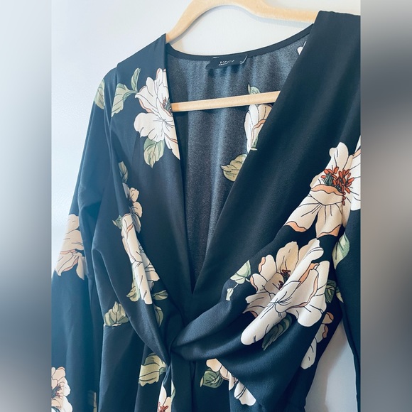 VICI - Picture 5 of 6